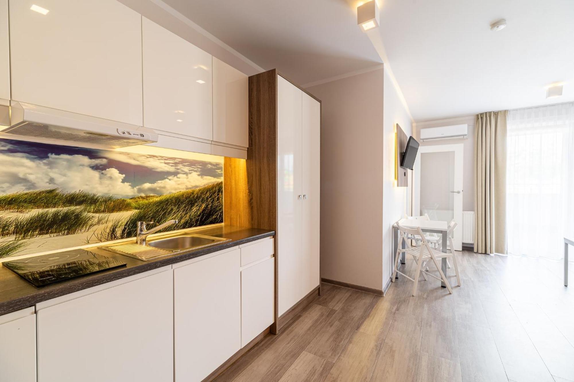 Apartamenty Sun Seasons 24 - Klifowe Niechorze Exterior photo
